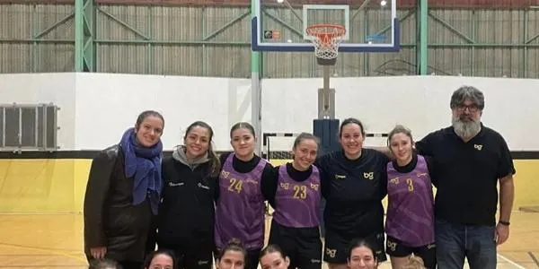 El femení del CB Altafulla celebra la primera victòria a costa del CB Àguiles (45-59)