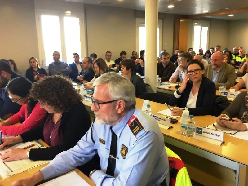 Un consell d’alcaldes extraordinari demana al conseller d’interior més recursos en seguretat