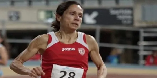 L’atleta Marta Camps, campiona del Campionat de Catalunya de Clubs Màster amb el Barcelona Atletisme
