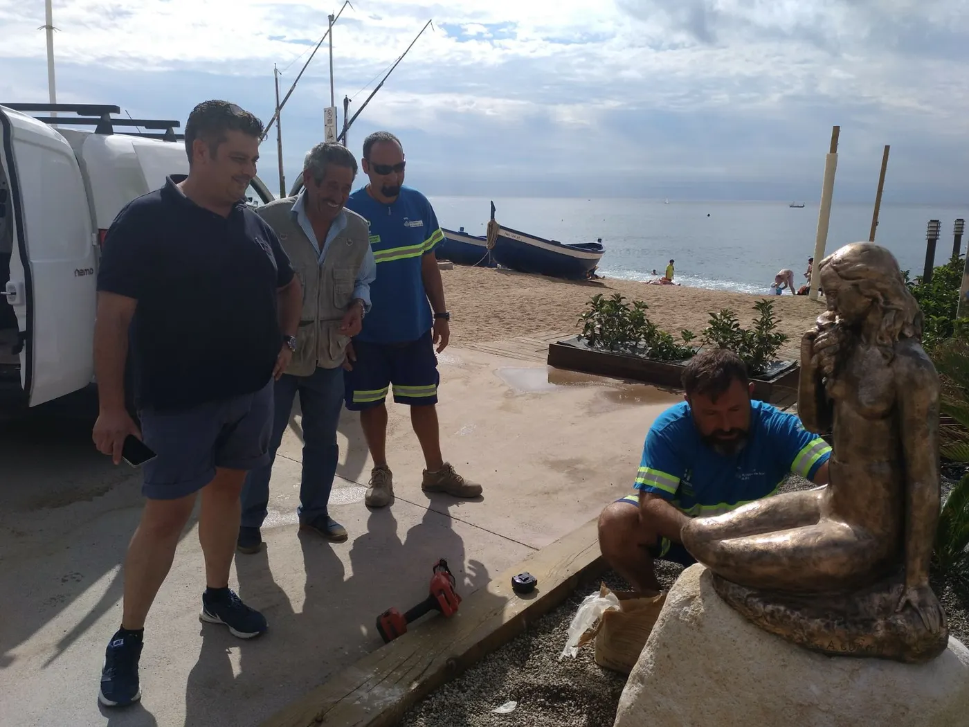 La 'Sirena de Pineda' es reubica a la Confraria de Pescadors