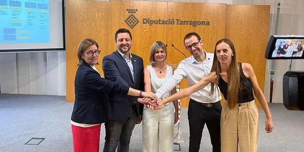 ERC i PSC signen l’acord per governar la Diputació de Tarragona