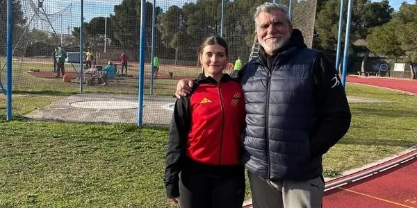 La catllarenca Elsa López, 5a en martell en el Campionat de Catalunya de Llançaments Llargs d’Hivern Sub18