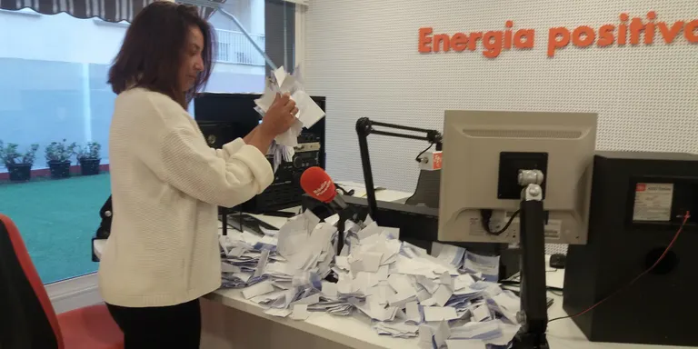 Sara Carmona guanya els 1000 de la campanya «Compra a Pineda, Fent Poble»
