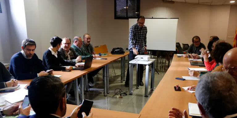 El Departament d’Acció Climàtica investiga un cas de grip aviar en una granja d’indiots d’Arbeca