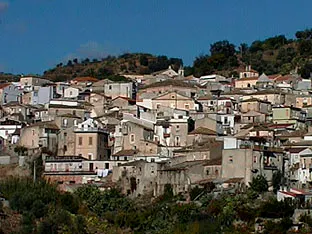 “Riace, una altra resposta a la crisi humanitària”