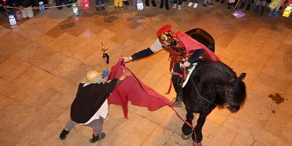 Altafulla posa fil a l’agulla als preparatius de la Festa Major de Sant Martí
