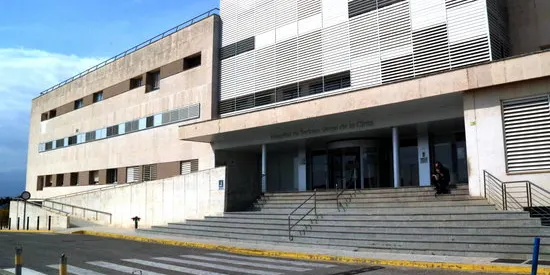L’hospital de Tortosa realitza revisions oftalmològiques de forma voluntària a prop de 85 infants de llars vulnerables