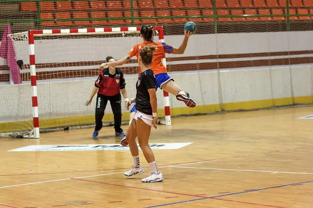 L'handbol reprèn les competicions de les lligues sènior