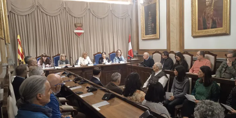 Valls lliura la Medalla i els Títols de Reconeixement a la Ciutat