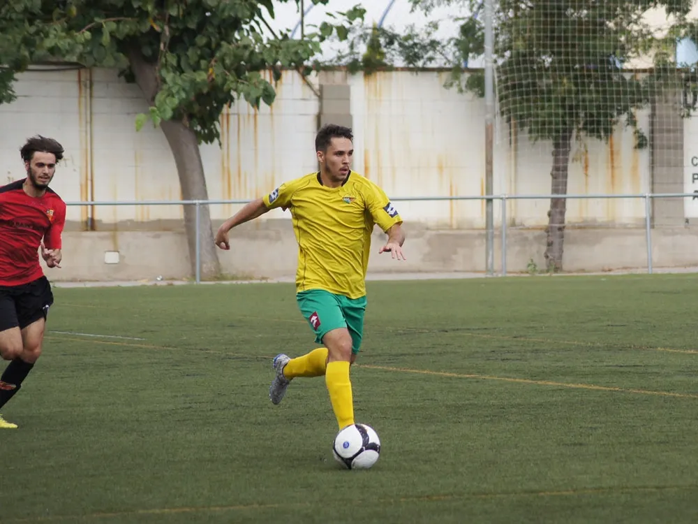Javi Calvo ha defensat els colors de l'Olímpic aquesta temporada i ara els del Veinti / Arxiu