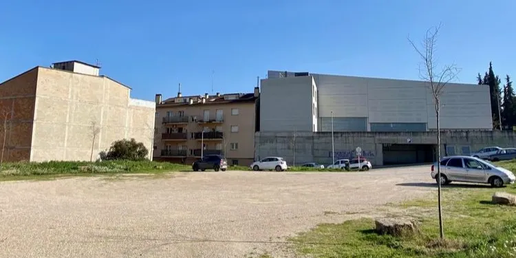 La CUP defensa que la construcció de 50 pisos d’habitatge públic al solar de darrere la polivalent és una gran oportunitat per Solsona