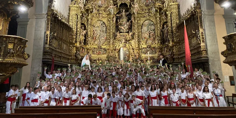 Els macips ja recorren els carrers per beneir a tota la població arenyenca