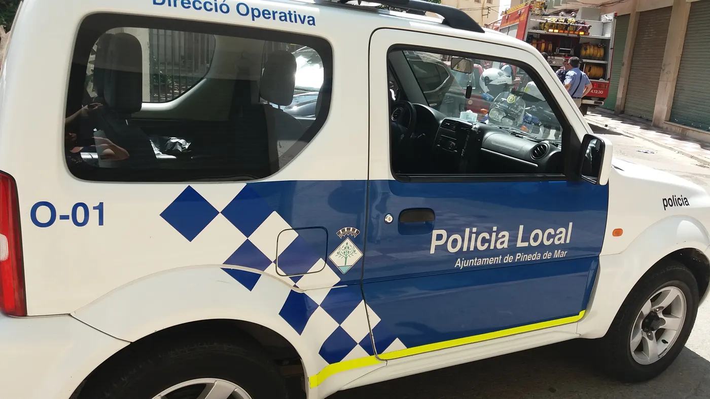 La Policia Local de Pineda insisteix en la obligatorietat de fer confinament a casa