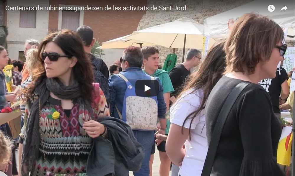 Centenars de rubinencs gaudeixen de les activitats de Sant Jordi