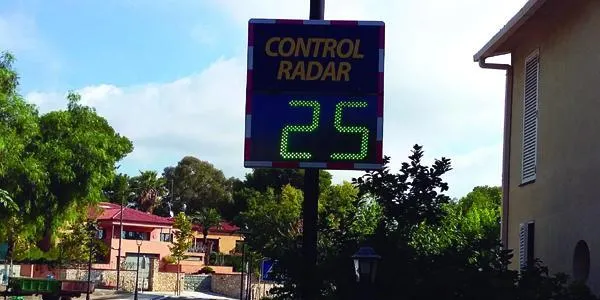 La Policia Local d’Altafulla controla per radar els punts més transitats del municipi aquest estiu