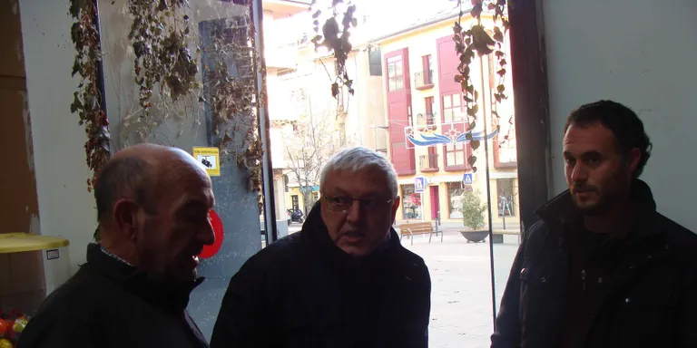 Jubilats de la Seu van als jutjats per reclamar la revalorització de les pensions