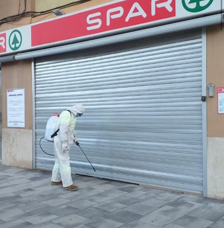 L'Ajuntament de Solsona reforça la neteja dels espais de la via pública més sensibles i els contenidors