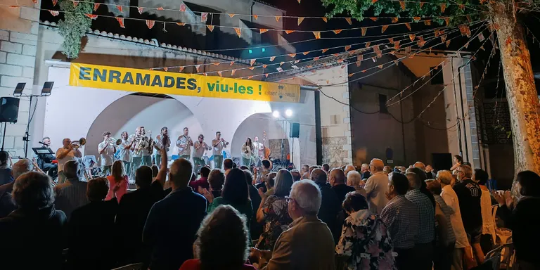 El fi de festa amb l’Orquestra Montgrins tanca unes Enramades molt participatives