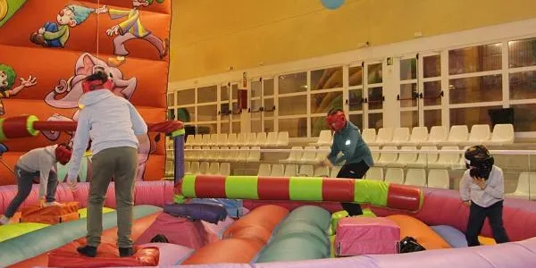 El Pavelló Municipal s’omple en el primer dia del Parc de Nadal d’Altafulla