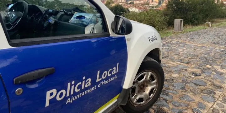 Detinguts a Malgrat de Mar els presumptes autors d'un robatori en un garatge d'un bloc de pisos d'Hostalric
