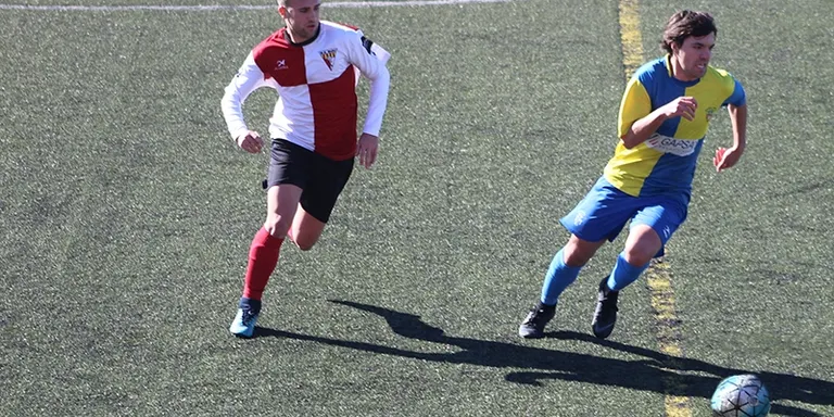 Partit trampa el de la UE Rubí davant del Llagostera B