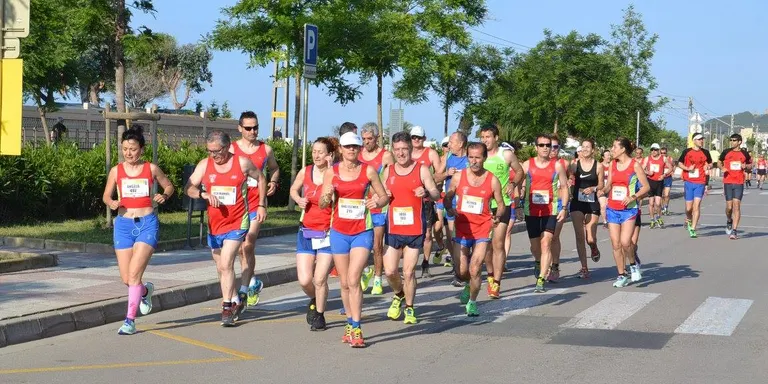 La Cursa de 10 km de Pineda aspira a assolir els mil corredors inscrits
