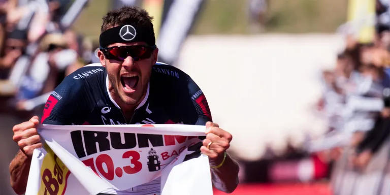 Aquest diumenge se celebrarà l'Ironman Barcelona i la prova de la marató es disputa pel passeig de Pineda