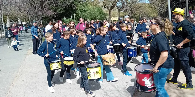 L’associació Antian recapta més de 3.000 euros en un vermut solidari molt concorregut