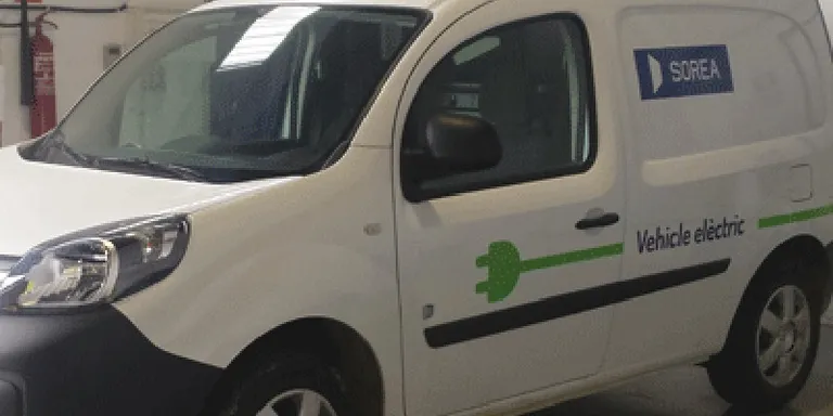 Sorea compta amb 10 vehicles elèctrics i 4 híbrids a la flota del Vallès Occidental