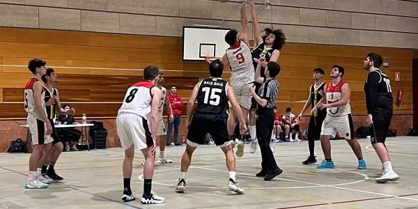 El CB Altafulla perd a la pista del Teresianes i s’allunya del lideratge (64-47)