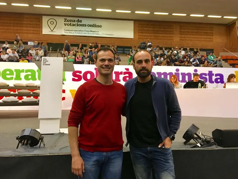 Els pinedencs Marcos Ortega i Kílian Pérez a l'Assemblea Fundacional dels Comuns