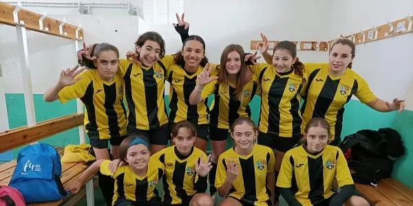 Exercici de coratge i lluita del Cadet femení per guanyar al San Salvador (6-3)