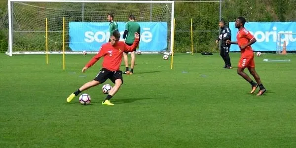 El Nàstic necessita la victòria contra l’Oviedo si vol mantenir-se en la lluita per la permanència