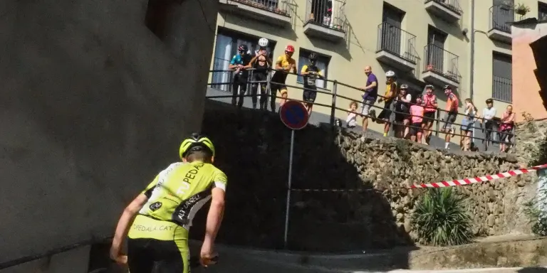 Bona rebuda a la primera 'Cronoescalada dels 500 Metres Infernals' a Castellciutat