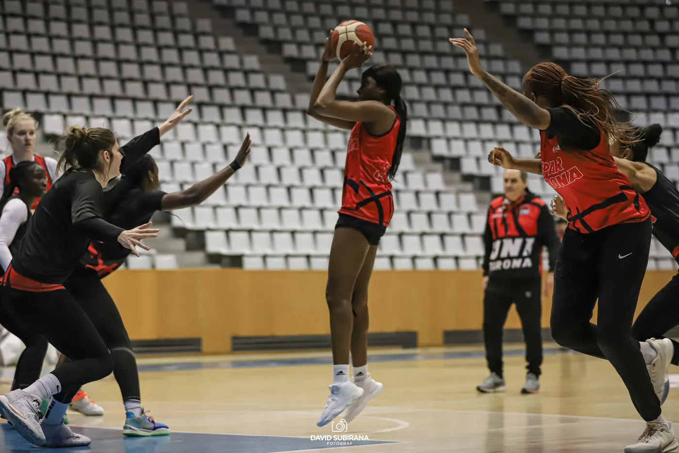 L'Uni Girona es juga la classificació