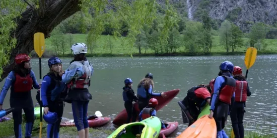 La promoció del caiac arriba per primera vegada a totes les escoles del Pallars Sobirà