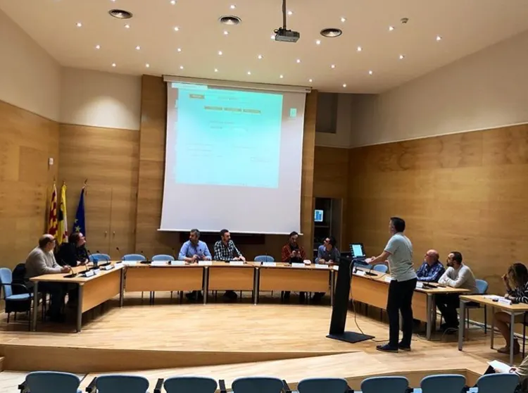 L'Ajuntament aprova el sorteig dels membres de les meses del proper 10N