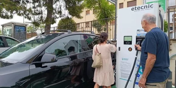 La instal·lació del punt de recàrrega de vehicles a Altafulla rep una ajuda de 19.000 euros