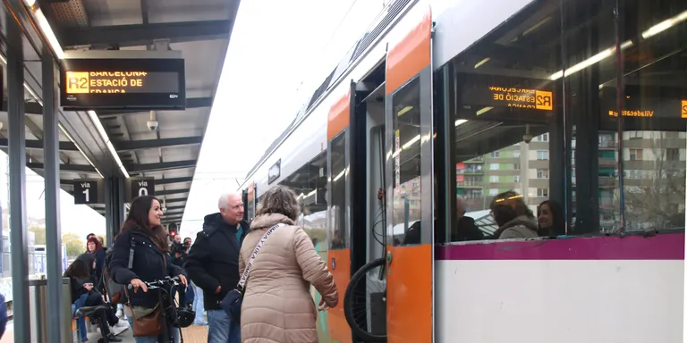 La CGT manté la vaga parcial a Renfe