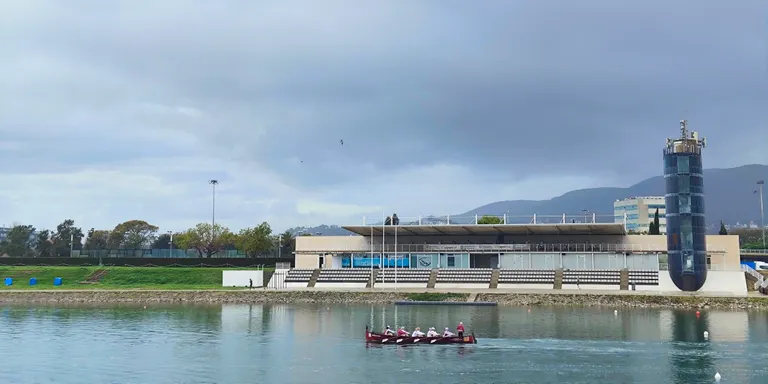 El veterà masculí del Club de Rem acaba tercer a la Lliga Catalana de Llagut