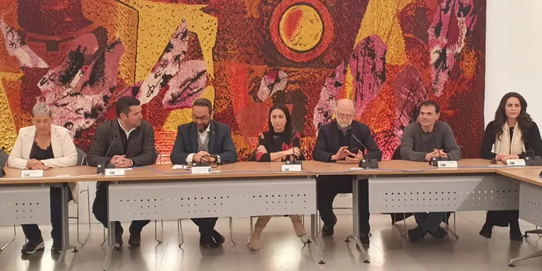 El Conseller de Territori Juli Fernández ha presentat a Pineda la propera construcció d'habitatge social