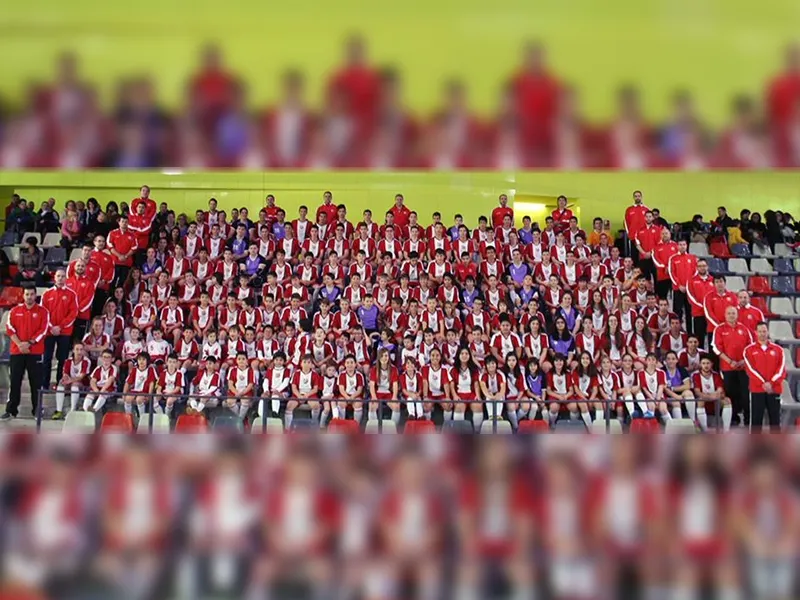 Foto de familia de la temporada 2017-2018 de l'Esportiu Rubí / Foto: Esportiu Rubí