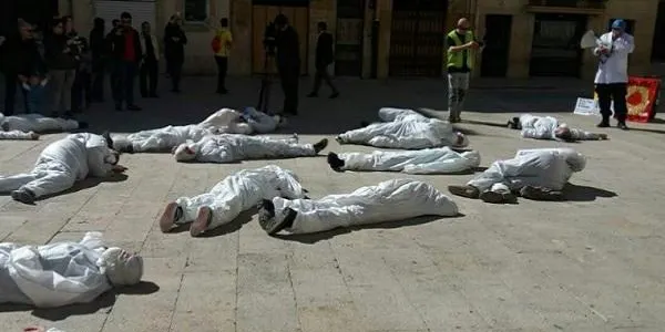 Ecologistes en Acció i Greenpeace exigeixen el desmantellament de les centrals nuclears a Espanya