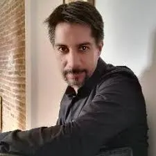 Entrevista Ricardo Alía, “El peón envenenado”