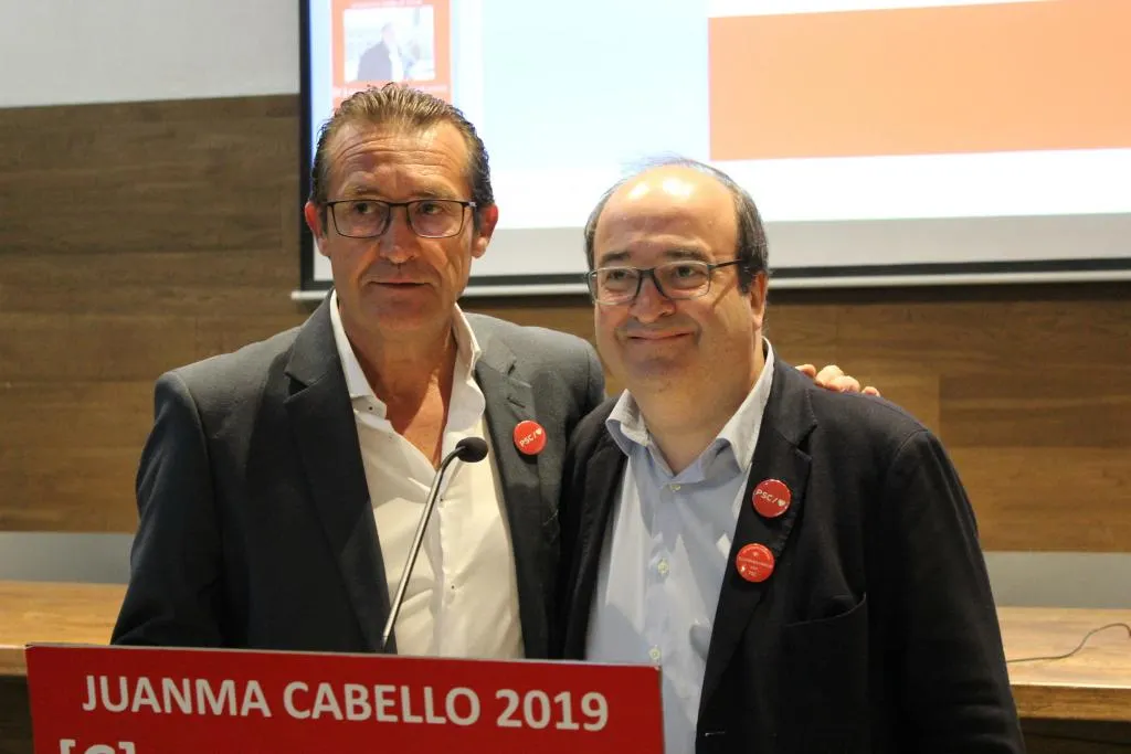 Puigdemont posa en valor la indústria catalana en la seva visita a Rubí