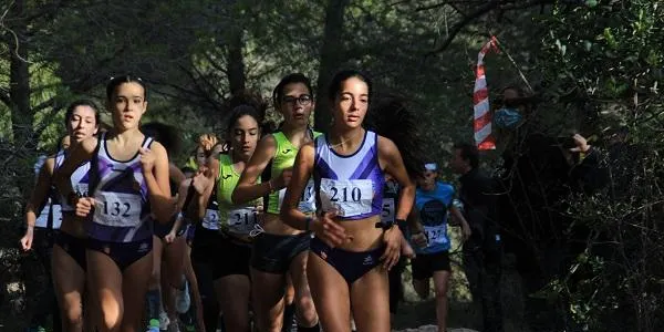 La Lliga de Cros Escolar del CET, un impuls per donar a conèixer i fomentar l’atletisme entre els infants