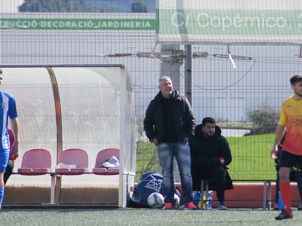 L'últim partit amb Santi Fernández a la banqueta del Veinti va ser diumenge passat davant del San C
