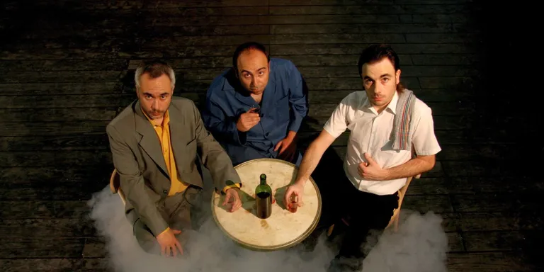 Teatre de Guerrilla exposen a 'Fum' la buidor de l'actual model social