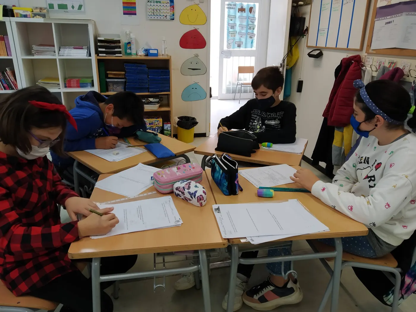 S'acosta la fi de les quarentenes per COVID als centres educatius