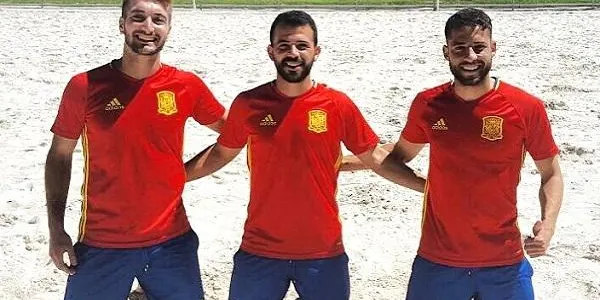 Els torrencs Llorenç Gómez i Eduard Suárez aconsegueixen el subcampionat a Cap Verd amb la Selecció Espanyola de Futbol Platja